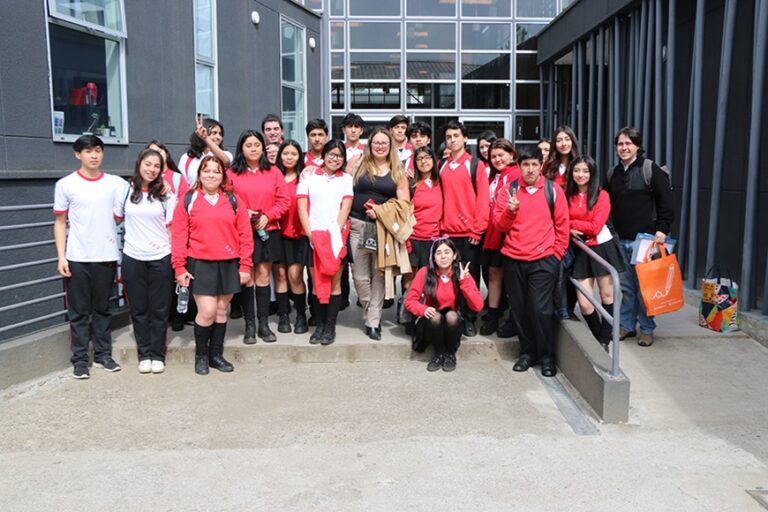 Pedagogía en Ciencias Ufro protagonizó importante Proyecto de Mentorías Académicas junto al Liceo Bicentenario Araucanía de Villarrica