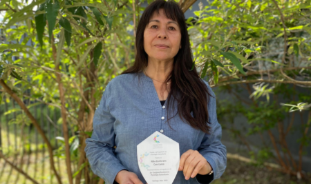 Académica UFRO recibe el primer Premio a la Trayectoria en Psicología Comunitaria de Chile